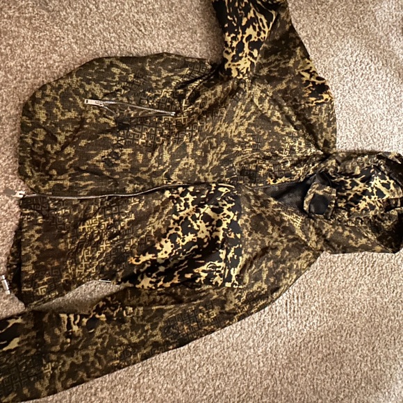 COPY - Givenchy jacket new - Picture 2 of 4